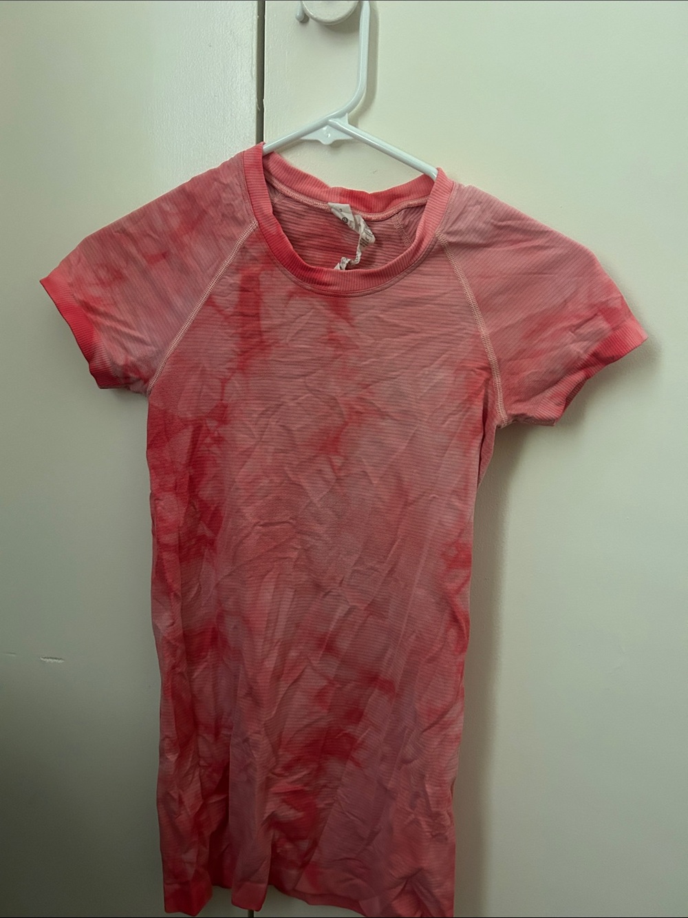 lululemon athletica RARE coral diamond dye Full Length Swiflty tee